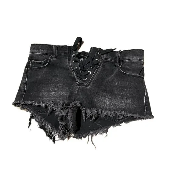 Black forever 21 jean shorts